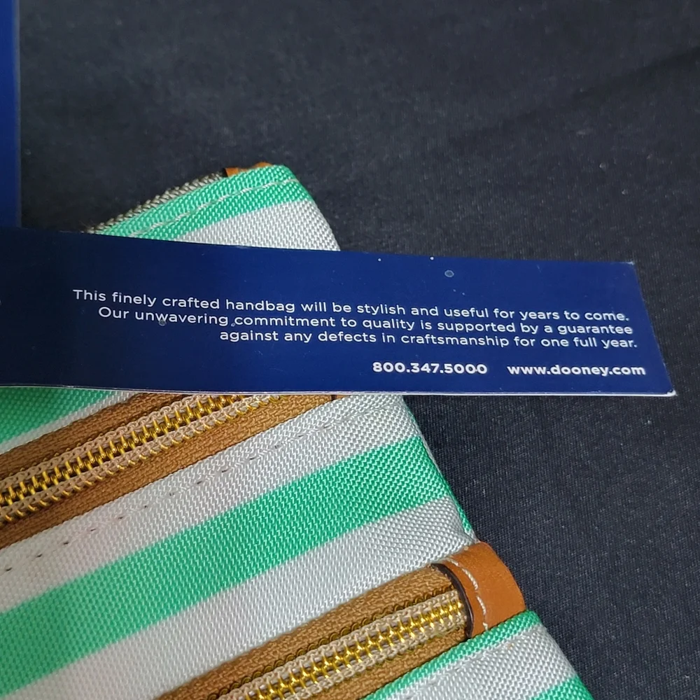 NEW WITH TAGS!!! Dooney & Bourke Green Striped Crossbody Bag P196‎
